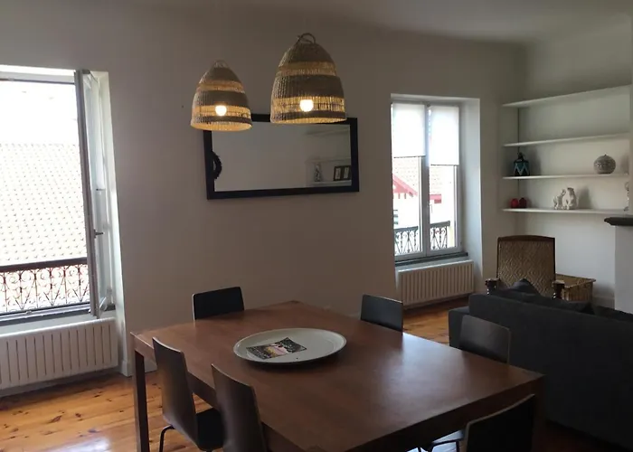 Halles 公寓 比亚里茨